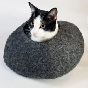 Heathered Gray Cat Cave | Pet Bed